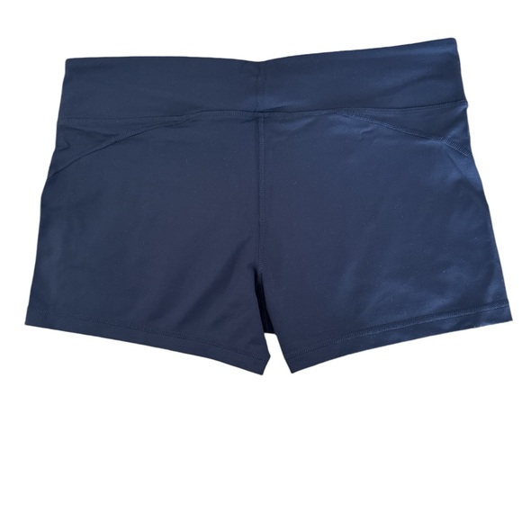 ⭐️NWT⭐️Tory Burch Navy 3 Inch Training Short - Picture 4 of 6